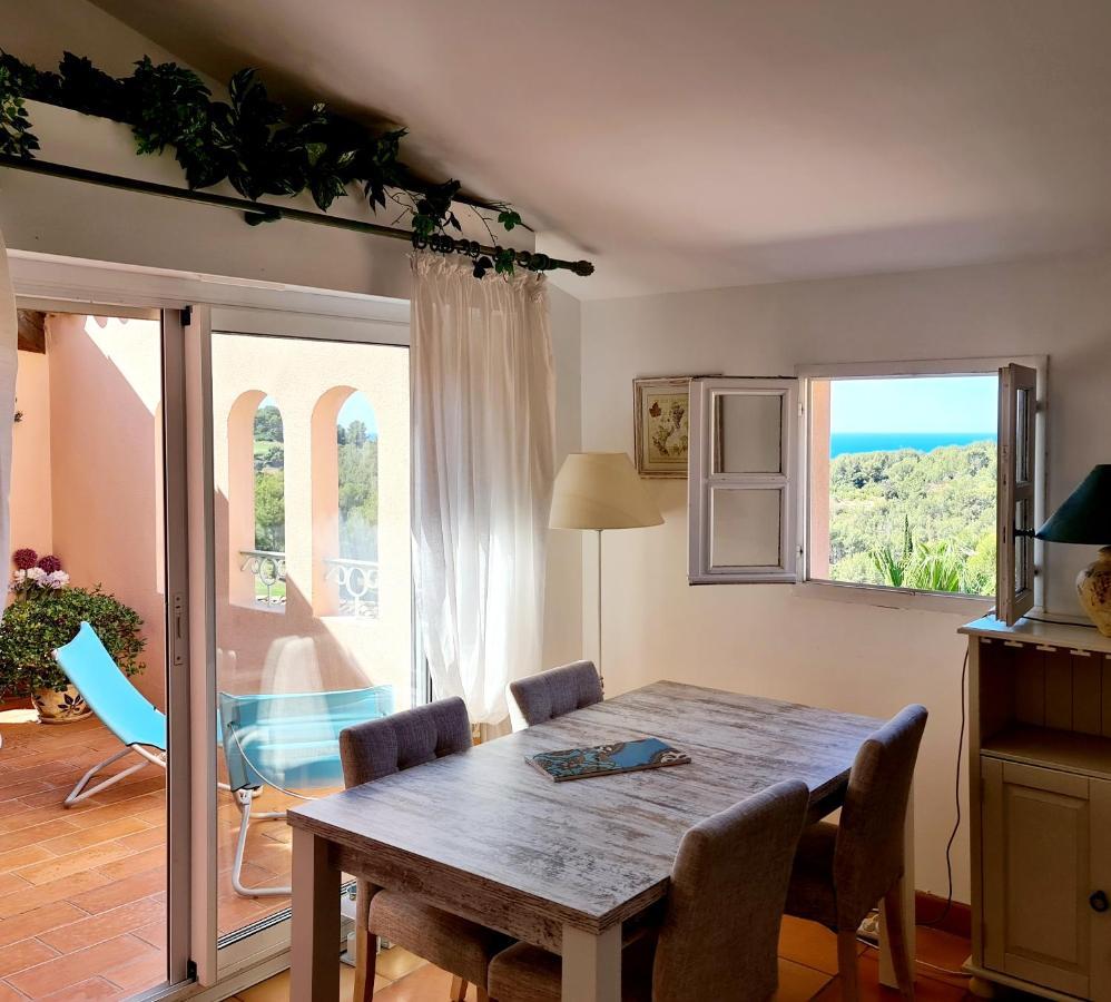 Hameau Des Amandiers - Vue Mer, Golf Et Vignes Apartment Saint-Cyr-sur-Mer Ngoại thất bức ảnh