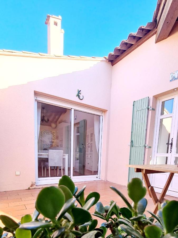 Hameau Des Amandiers - Vue Mer, Golf Et Vignes Apartment Saint-Cyr-sur-Mer Ngoại thất bức ảnh