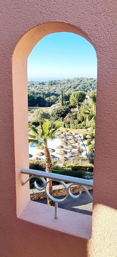 Hameau Des Amandiers - Vue Mer, Golf Et Vignes Apartment Saint-Cyr-sur-Mer Ngoại thất bức ảnh