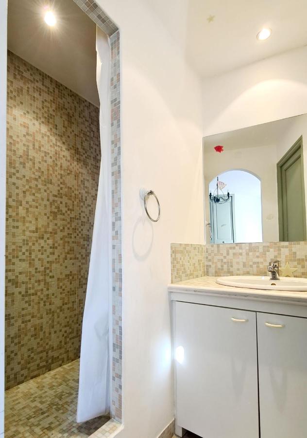 Hameau Des Amandiers - Vue Mer, Golf Et Vignes Apartment Saint-Cyr-sur-Mer Ngoại thất bức ảnh